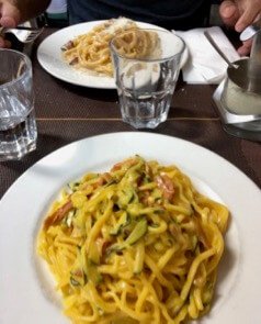 The first course, like this plate of saffron pasta in Rome, is definitely not the first item on an Italian menu. ©KettiWilhelm2016