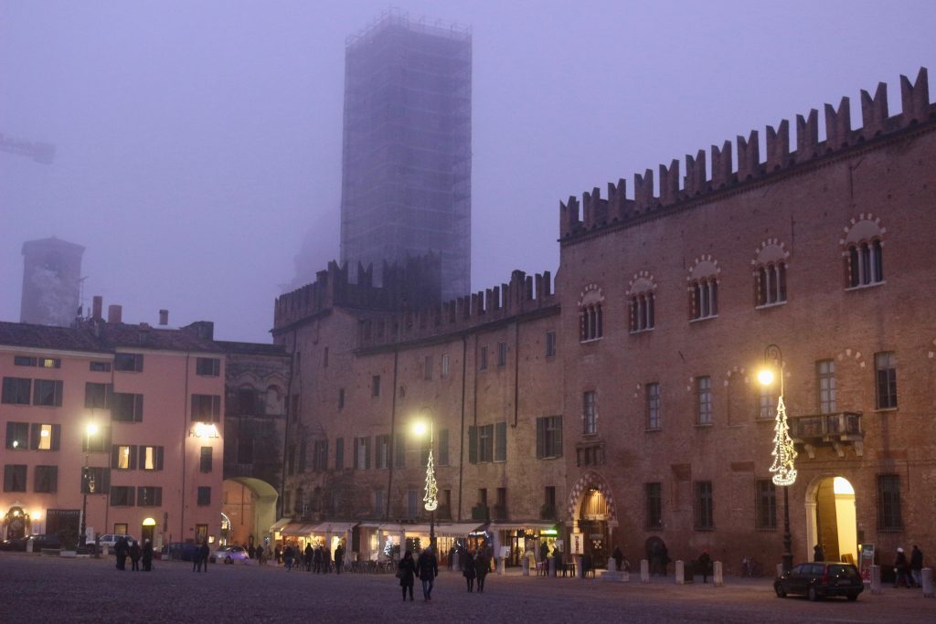 Downtown Mantova, Italy, hidden by fog at Christmas time. ©KettiWilhelm2018