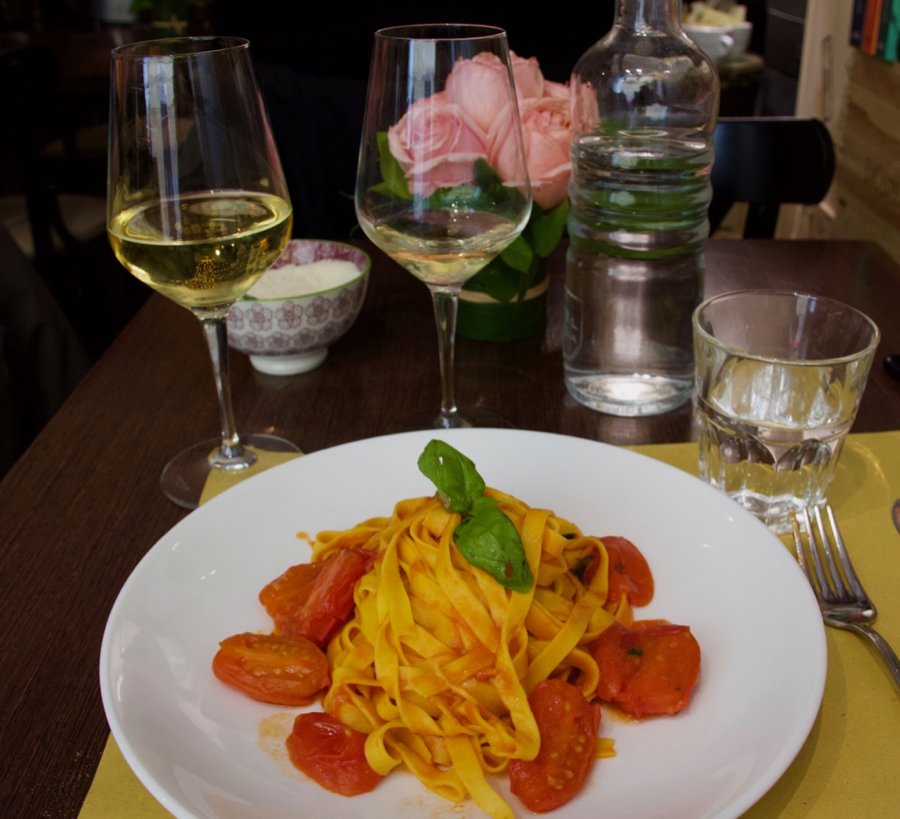 A plate of pasta con pomodori at my favorite restaurant in Rome. ©KettiWilhelm2020