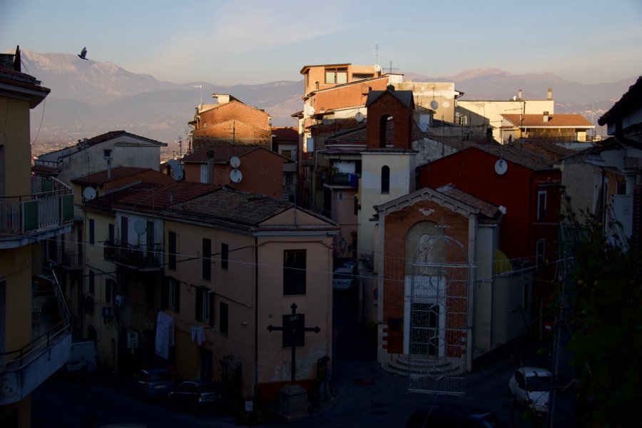 The sunset over the small Italian town of Frosinone – calling me to go have an aperitivo in one of Frosinone’s best restaurants. ©KettiWilhelm2020