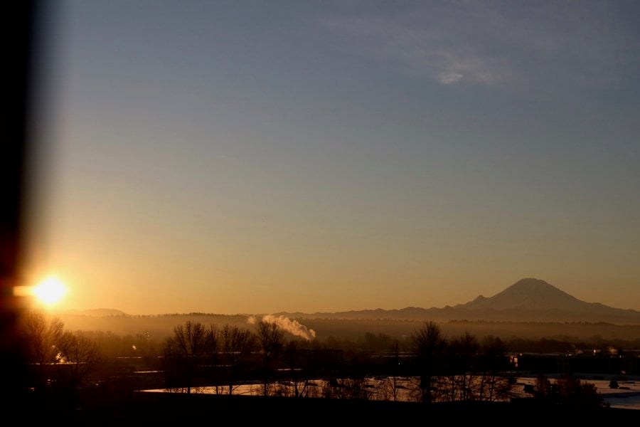 A view of Mt. Rainier from my SeaTac airport hotel on the way to Hawaii. ©KettiWilhelm2020