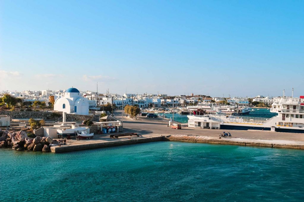 The Greek island of Antiparos, seen from the ferry arriving from Paros. ©KettiWilhelm2022
