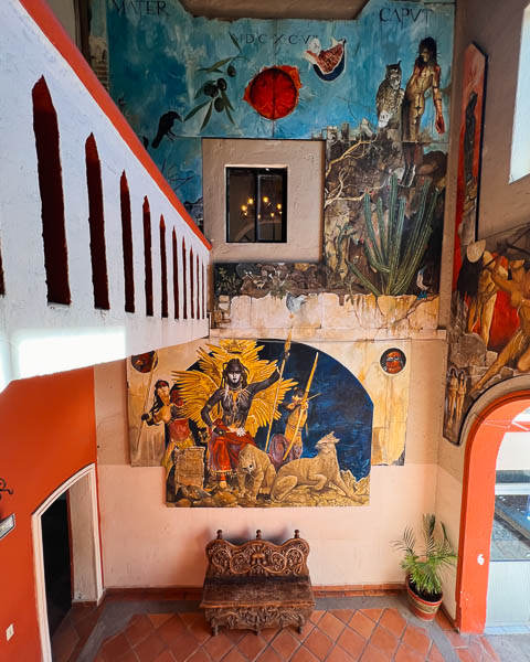 Mural by Mexican artist Alejandro Curiel in the Loreto town hall, during our tour of the town with UnCruise. ©KettiWilhelm2023