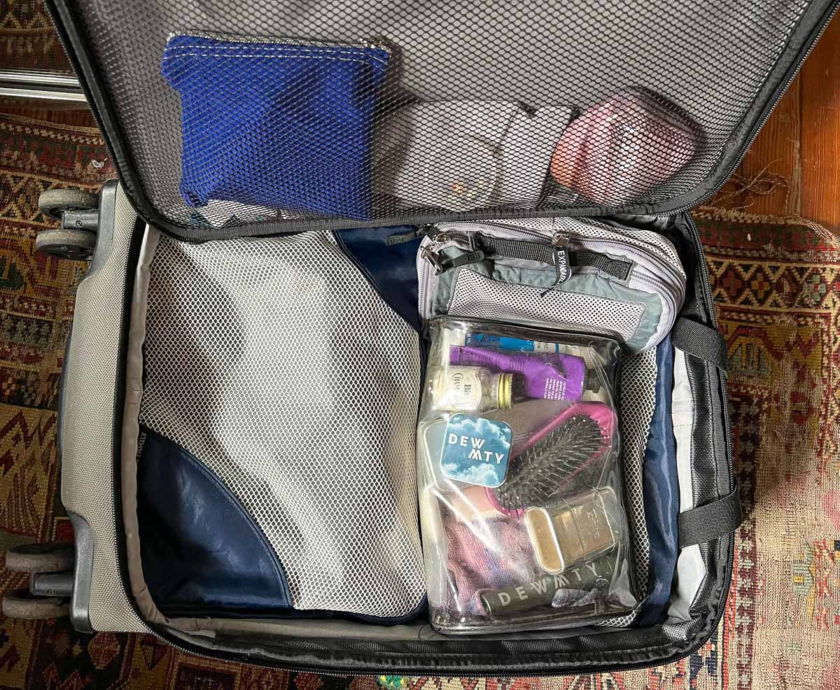 Travel Vacuum Seal Bags Vs. Packing Cubes: Is There A Winner