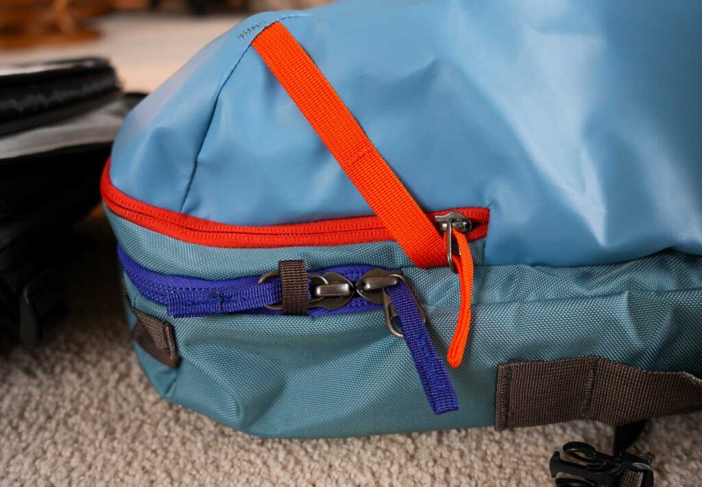 One significant negative review of the Cotopaxi backpack: the zippers are not lockable. ©KettiWilhelm2023