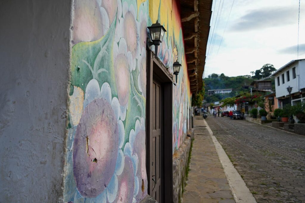 Murals in the town of Ataco in El Salvador’s Ruta de las Flores. ©KettiWilhelm2023