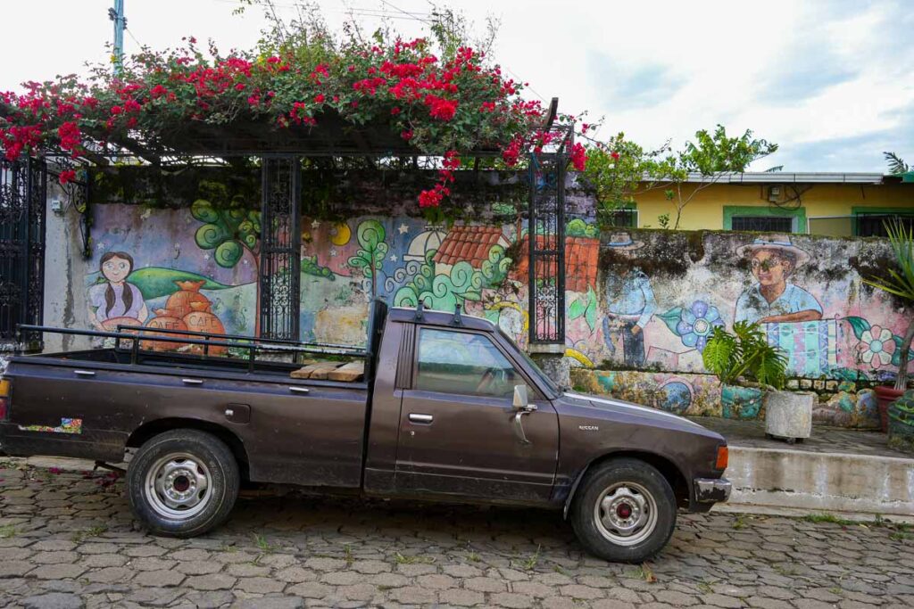 Murals in the town of Ataco in El Salvador’s Ruta de las Flores. ©KettiWilhelm2023