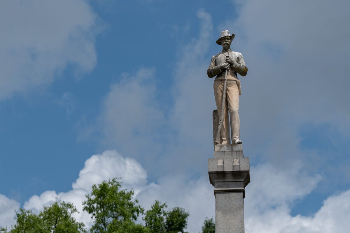 Statue of a confederate army soldier, nicknamed "Chip," in downtown Franklin, Tennessee. ©KettiWilhelm2026