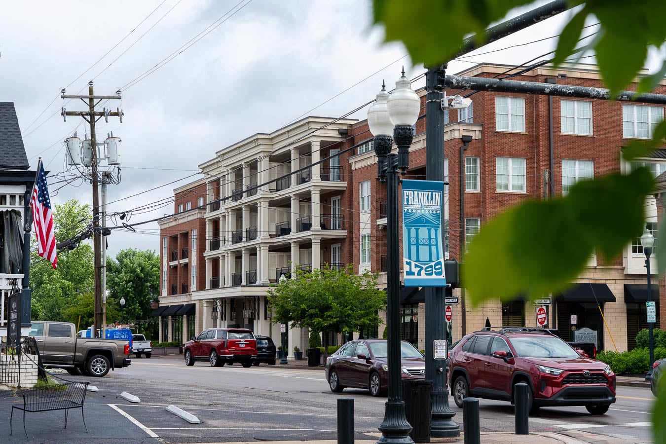 Outside the Harpeth Hotel, a 4-star Hilton Curio Collection property and the only hotel in downtown Franklin, Tennessee. ©KettiWilhelm2026