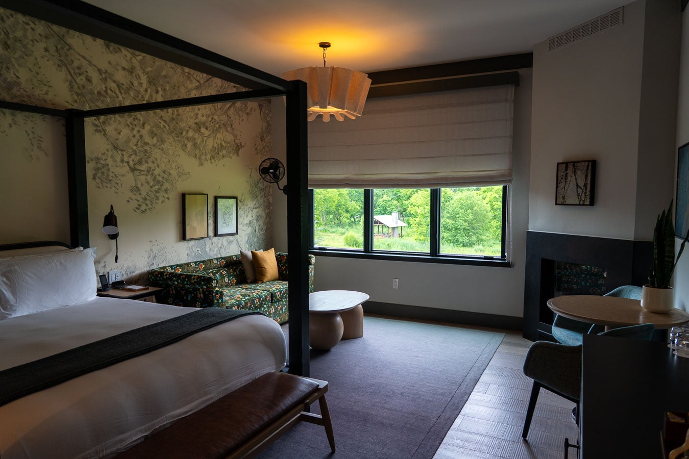 Hotel room at Southall Farm & Inn, a uniquely sustainable resort and working farm in Franklin, Tennessee. ©KettiWilhelm2026